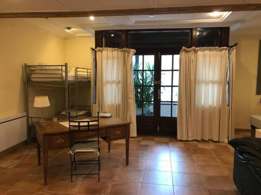 카르카손 Hibiscus House 아파트 외부 사진